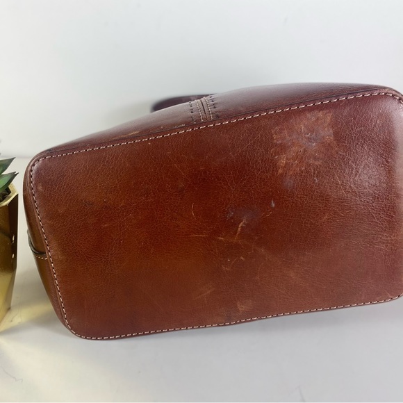 Fossil Shoulder Purse - Picture 14 of 16